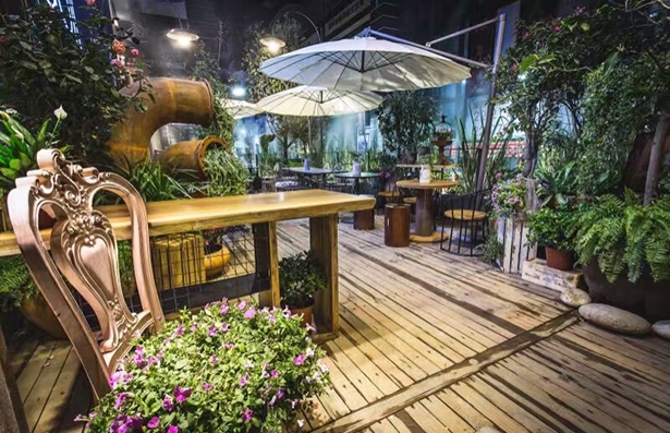 广州胡桃里音乐餐吧